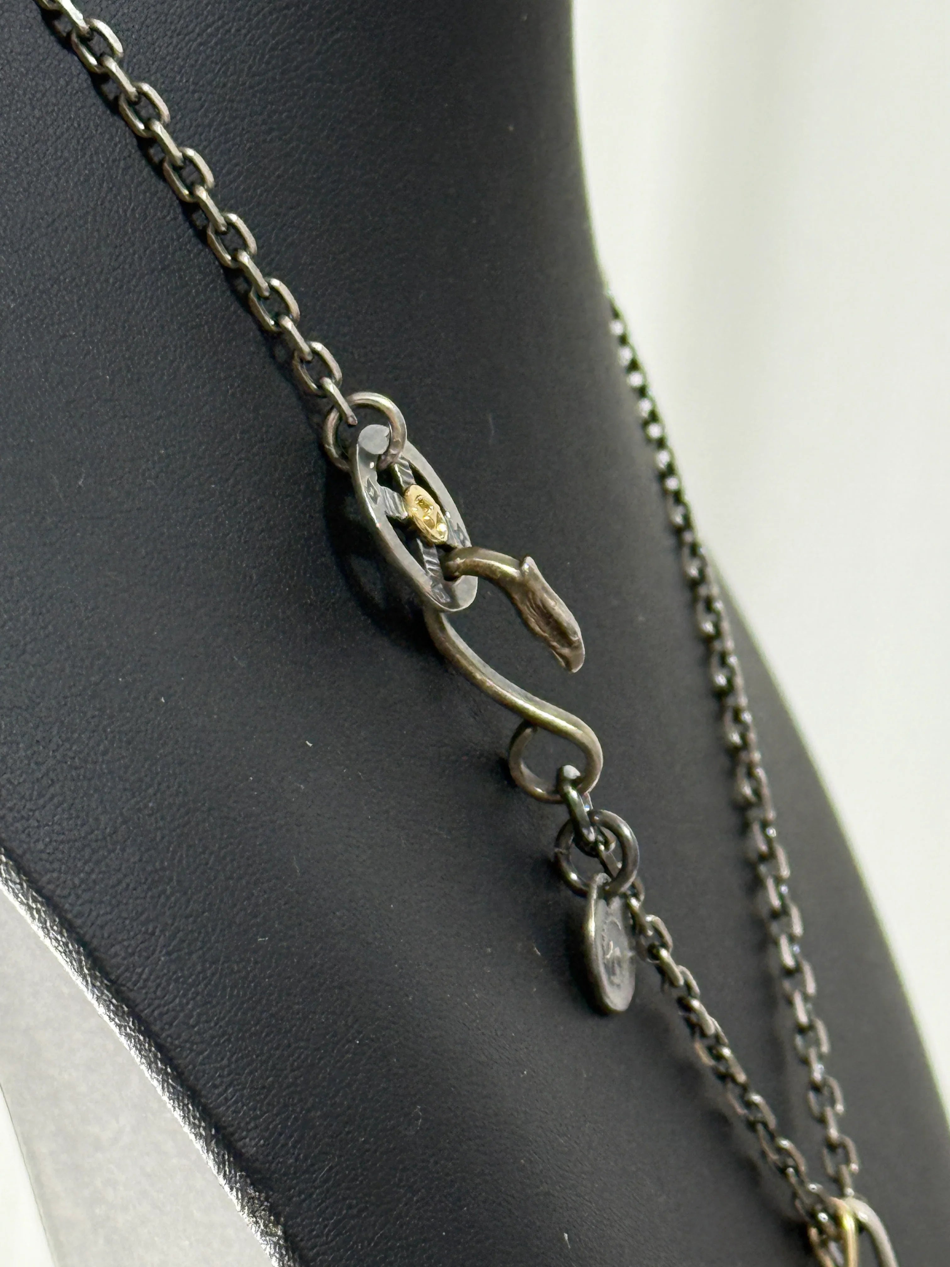 ゴローズ　先金特大フェザー（現行右）＋K18フェザー大（左）＋SVin太陽メタル大＋金メタルホイール付イーグルフック細角チェーン（50cm）セットアップ