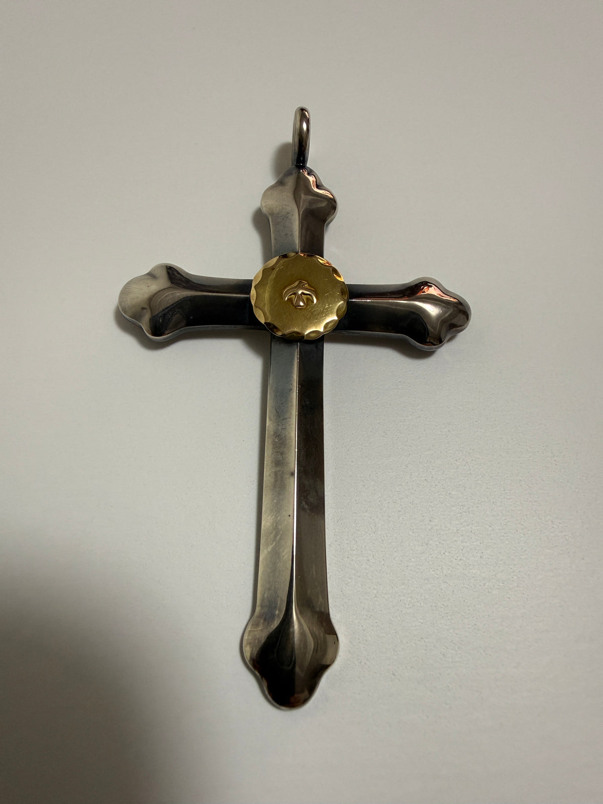 ゴローズ　金メタル（大）付クロス
